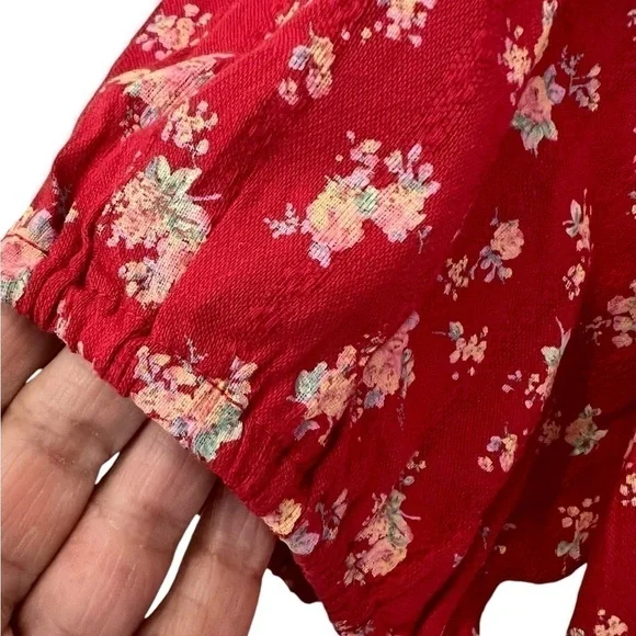 American Eagle Red Button Down Crop Top Short Sleeve in Size Large - Picture 5 of 8